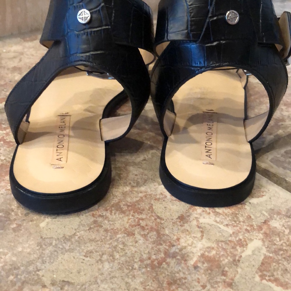 Like new Antonio Melani sandals size 9.5 - Picture 6 of 7